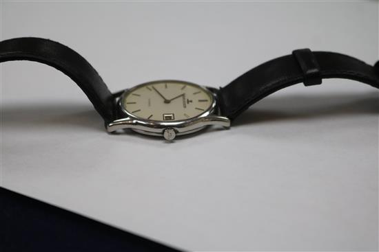 A gentlemans stainless steel Jaeger Le Coultre automatic dress wrist watch, with box.